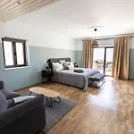 The Ocean / Ericeirahills Villa Carvoeira