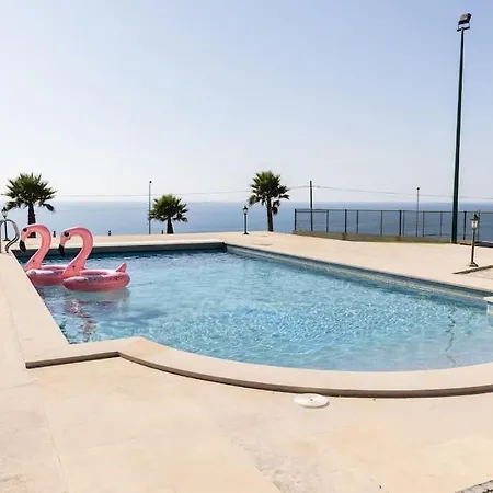 Villa The Ocean / Ericeirahills