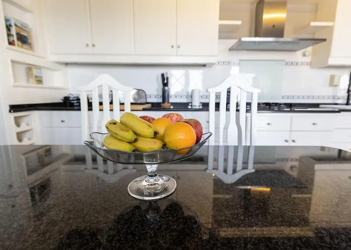 فيلة The Ocean / Ericeirahills *